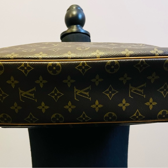 Louis Vuitton Monogram Viva Cite GM - Picture 6 of 7